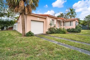 2001 Sw 37th Ave Miami, FL 33145 - MLS#A11968960