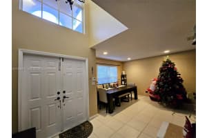 14070 S Forest Oak Cir Davie, FL 33325 - MLS#A11968971