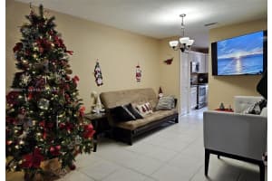 14070 S Forest Oak Cir Davie, FL 33325 - MLS#A11968971