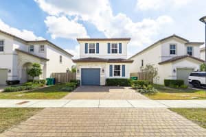 2370 Nw 131st Cir Miami, FL 33167 - MLS#A11968994