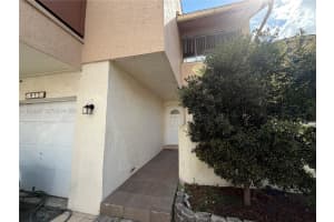 853 Nw 81st Ter Plantation, FL 33324 - MLS#A11969007