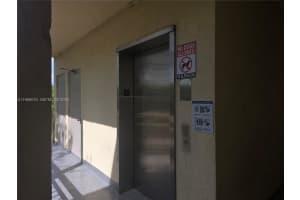 8290 Lake Dr 448 Doral, FL 33166 - MLS#A11969016