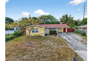 144 Nw 9th Ave Delray Beach, FL 33444 - MLS#A11969022