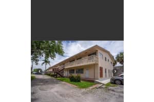 280 Sw 11th Ave 16, Hallandale Beach