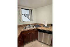 8365 152nd Ave , Miami, FL 33193 - MLS#A11969066