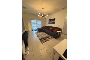 8167 Nw 41st St E-201 Doral, FL 33166 - MLS#A11969097