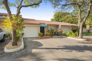 14842 Breckness Pl Miami Lakes, FL 33016 - MLS#A11969132