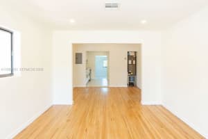 415 E 52nd St Hialeah, FL 33013 - MLS#A11969181