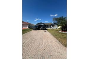 8201 Nw 105th Ave Tamarac, FL 33321 - MLS#A11969185