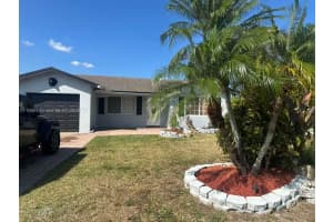 8201 Nw 105th Ave Tamarac, FL 33321 - MLS#A11969185