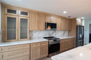 16701 Bobcat Dr Fort Myers, FL 33908 - MLS#A11969186