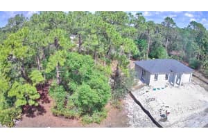 901 E 17th St Lehigh Acres, FL 33972 - MLS#A11969198