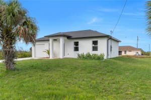 2910 67 St Lehigh Acres, FL 33971 - MLS#A11969230
