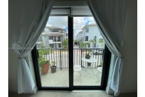 4745 Nw 84th Ct 14 Doral, FL 33166 - MLS#A11969231