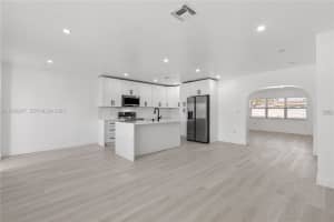 3341 Nw 7th St Lauderhill, FL 33311 - MLS#A11969247