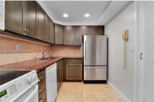 145 Se 25th Rd 602 Miami, FL 33129 - MLS#A11969264