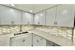 330 Se 20th Ave 303 Deerfield Beach, FL 33441 - MLS#A11969270