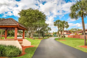 14911 Sw 88th Ter 14911 Miami, FL 33196 - MLS#A11969367