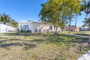 9241 Marine Dr Cutler Bay, FL 33189 - MLS#A11969422