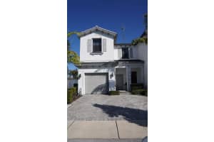 549 Nw 204th St Miami Gardens, FL 33169 - MLS#A11969429