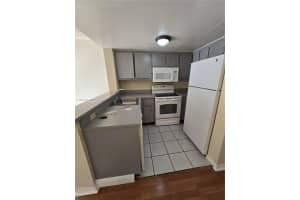 670 NW 85th Pl # 11-210, Miami, FL 33126, - MLS#A11969440