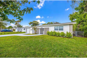 7949 Panama St Miramar, FL 33023 - MLS#A11969477