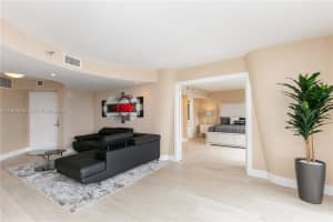 Tower 400, 3500 Mystic Pointe Dr APT 2603, Aventura, FL 33180, - MLS#A11969546