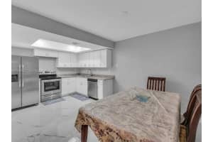 34 Meacham Ln Tamarac, FL 33319 - MLS#A11969557