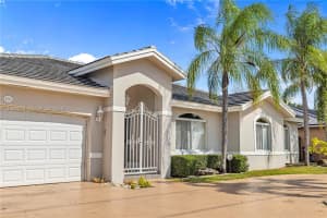 8531 Sw 12th St Miami, FL 33144 - MLS#A11969578