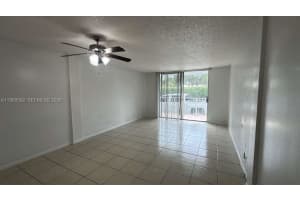 500 Executive Center Dr 1c West Palm Beach, FL 33401 - MLS#A11969592