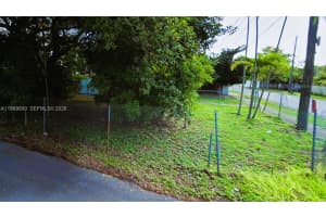 6227 Nw 19th Av Miami, FL 33147 - MLS#A11969600