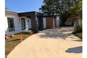 935 Sw 72nd Ave Miami, FL 33144 - MLS#A11969611