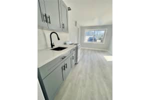 134 Burgundy Dr 1 Tavernier, FL 33070 - MLS#A11969630