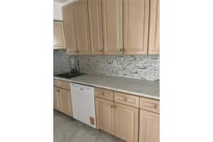 6548 Racquet Club Dr 89 Lauderhill, FL 33319 - MLS#A11969632