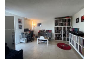 1801 S Treasure Dr 504 North Bay Village, FL 33141 - MLS#A11969633