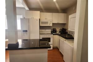 3050 Ne 5th Ter 10 Wilton Manors, FL 33334 - MLS#A11969653