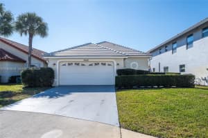 2668 Country Golf Dr, Wellington