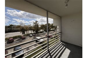 4255 N University Dr 310 Sunrise, FL 33351 - MLS#A11969694