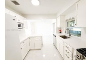 7040 Nw 24th St 7040 Sunrise, FL 33313 - MLS#A11969719