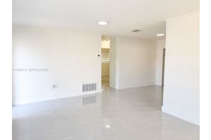 7040 Nw 24th St 7040 Sunrise, FL 33313 - MLS#A11969719