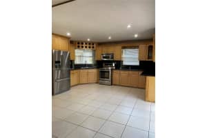 720 Nw 123rd Ave Miami, FL 33182 - MLS#A11969752