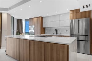 20191 E Country Club Dr 1603 Aventura, FL 33180 - MLS#A11969771