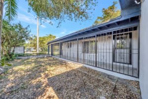 890 Ne 138th St North Miami, FL 33161 - MLS#A11969823