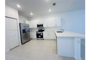 2527 Se 29th St Homestead, FL 33035 - MLS#A11969829