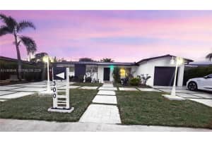 300 Nw 77th Way Pembroke Pines, FL 33024 - MLS#A11969849