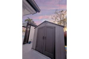 300 Nw 77th Way Pembroke Pines, FL 33024 - MLS#A11969849