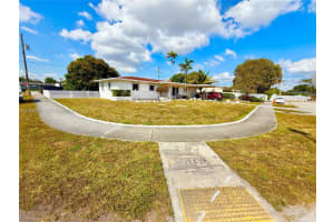 17100 Nw 45th Ct, Miami Gardens