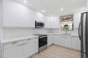 330 Nw 13th St Homestead, FL 33030 - MLS#A11969887