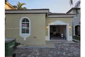 3930 Ne 12th Dr Homestead, FL 33033 - MLS#A11969906