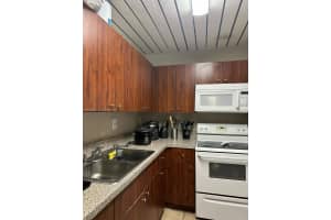 10000 Nw 80th Ct 2433 Hialeah Gardens, FL 33016 - MLS#A11969957